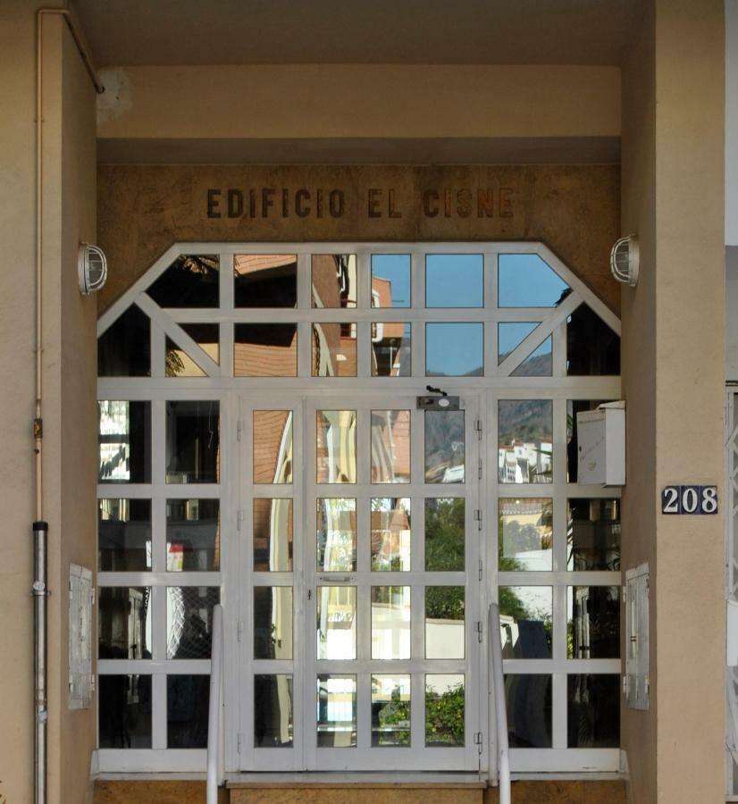 Apartamento Frente Al Mar,Primera Linea De Playa Rincón de la Victoria Exterior foto